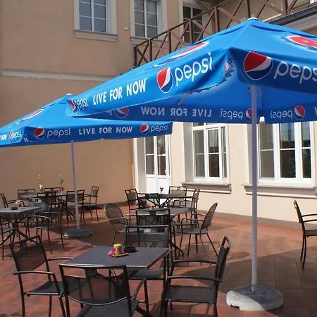 Dworek Restauracja Przyjecia Brodowo (Greater Poland)