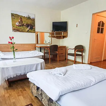 Dworek Restauracja Przyjecia *