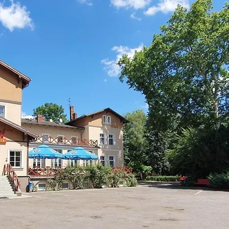 Hotel Dworek Restauracja Przyjecia Brodowo (Greater Poland)