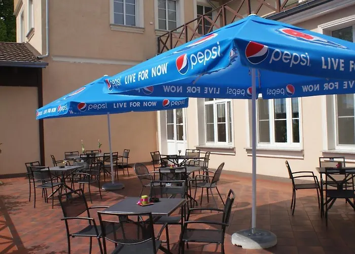 Dworek Restauracja Przyjecia Brodowo (Greater Poland)