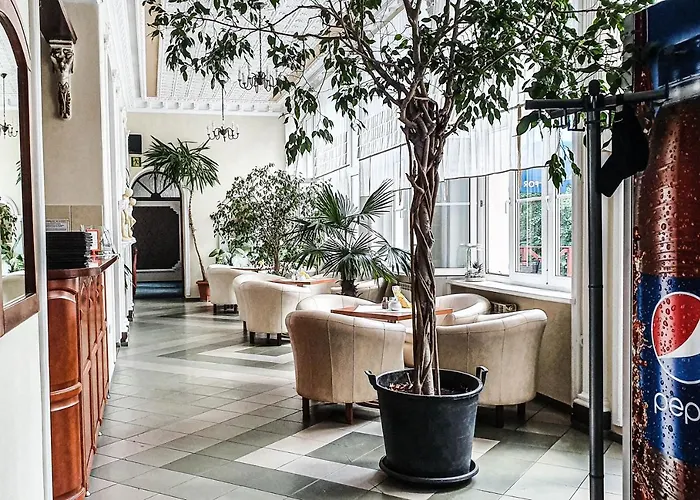 Dworek Restauracja Przyjecia *