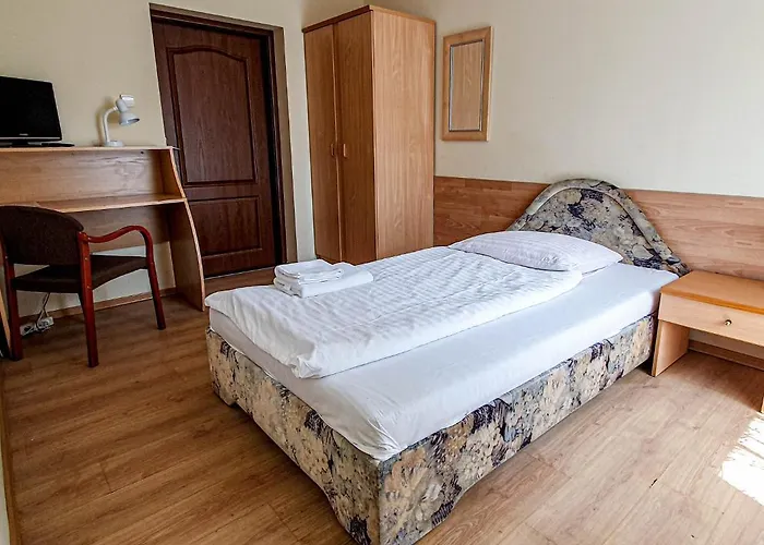 מלון Dworek Restauracja Przyjecia *