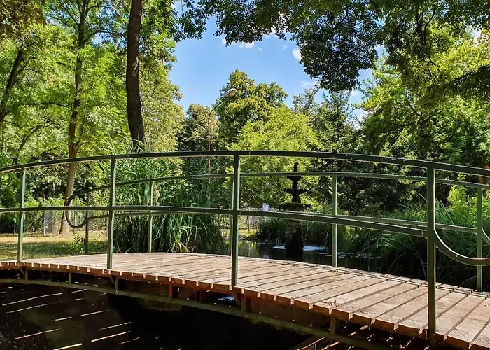 Dworek Restauracja Przyjecia *